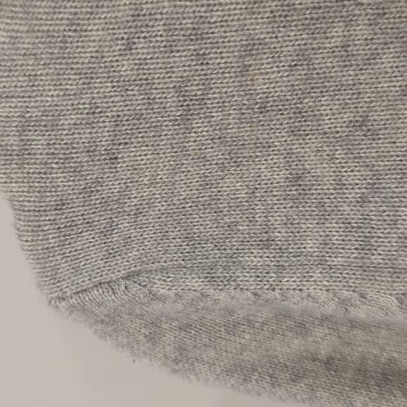Merino Wool Sweater Gray 🩶 size Small - Picture 7 of 9
